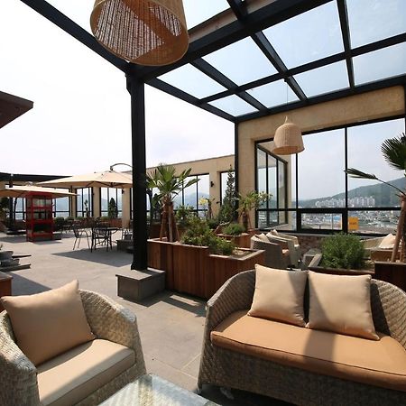 Hotel Raum Сунчхон Экстерьер фото